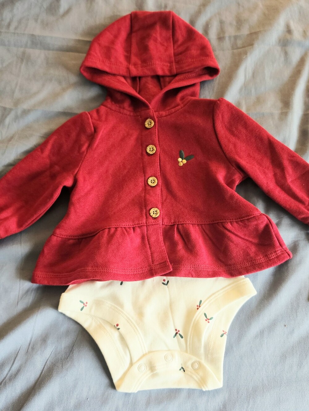 Like NEW Carter's Baby Girl 2 Piece Outfit Winter Christmas 3 Months Hoodie